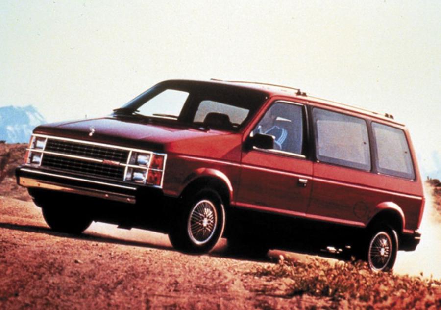  Dodge Caravan 1984 года  (фото 5 из 14)